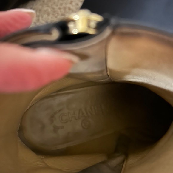 Chanel ankle boots logo/ double gold zippers 39 with logos. Wood heel - Picture 10 of 14